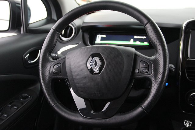 Renault Zoe 11