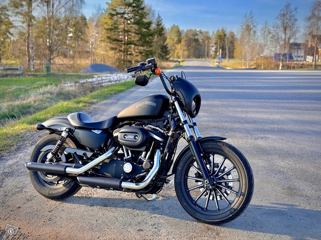 Harley-Davidson Sportster XL 883 N IRON 2