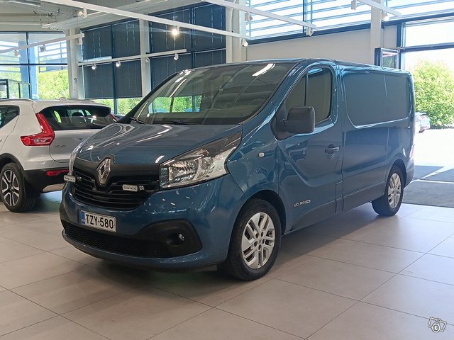 RENAULT Trafic 1