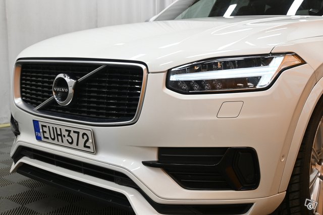 Volvo XC90 9