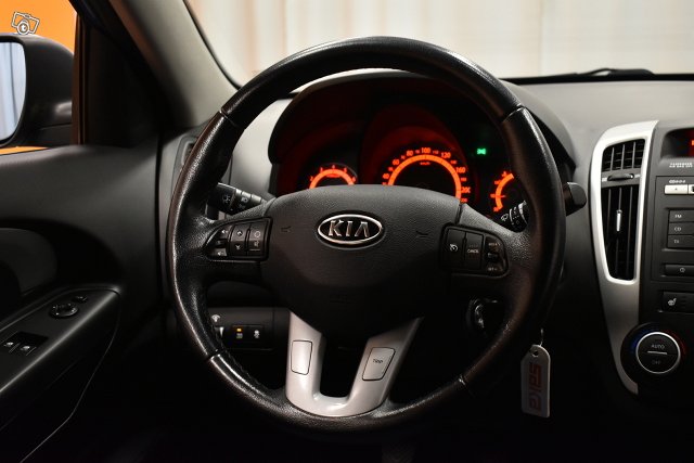 Kia Cee'd 14