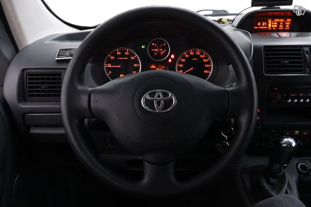 Toyota Proace 14
