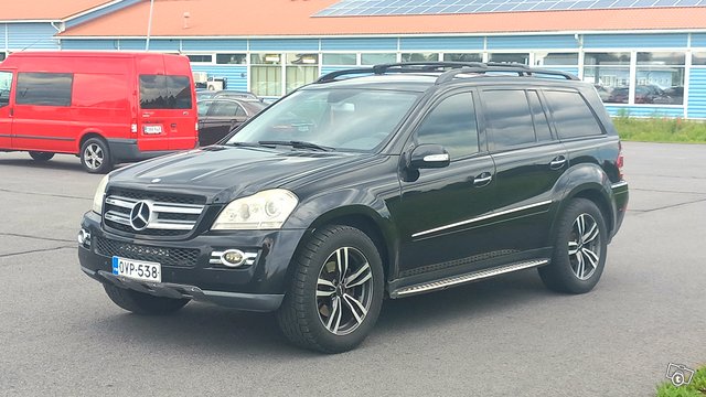 Mercedes-Benz GL 4