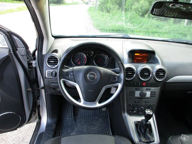 Opel Antara 11
