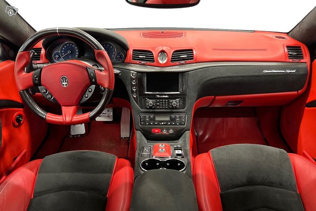 Maserati GranTurismo 12