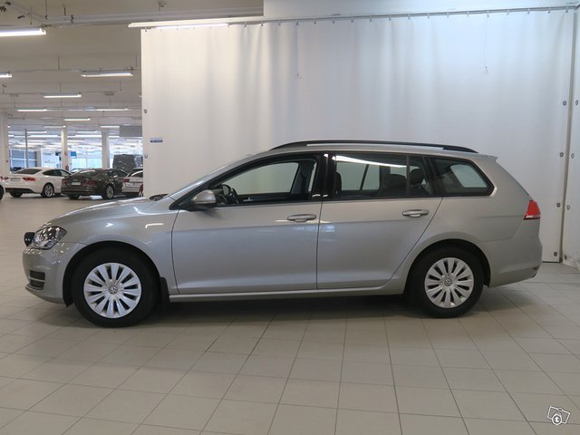 VOLKSWAGEN Golf 5