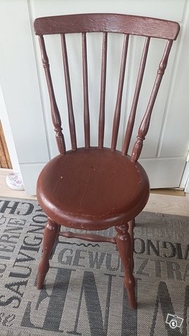 Vanha ihana tuoli