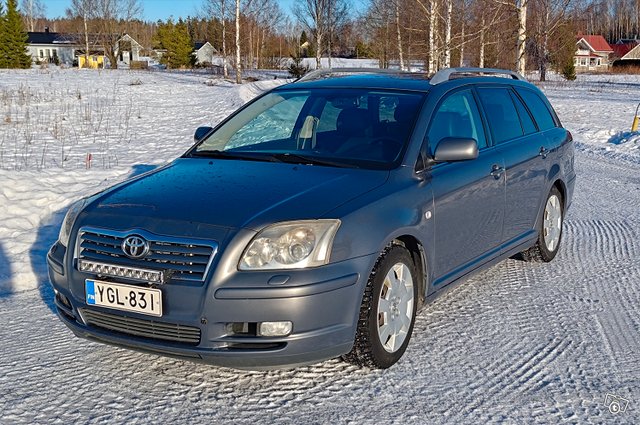 Toyota Avensis, kuva 1