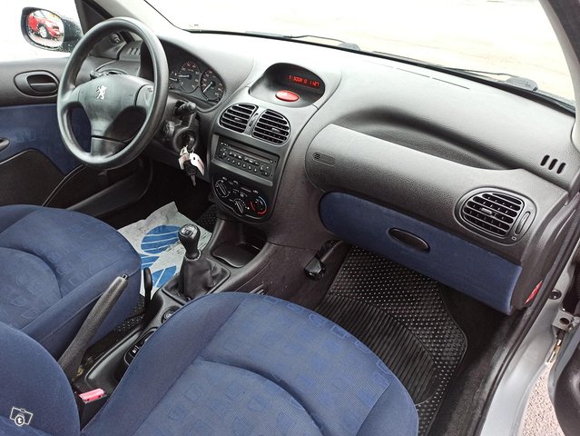 Peugeot 206 9