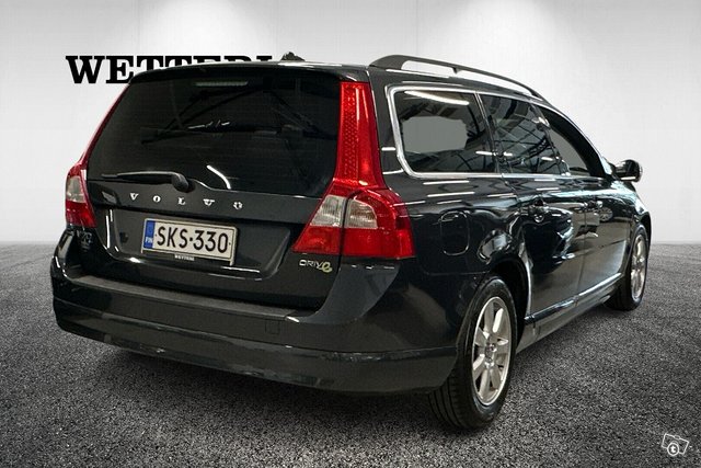 Volvo V70 4