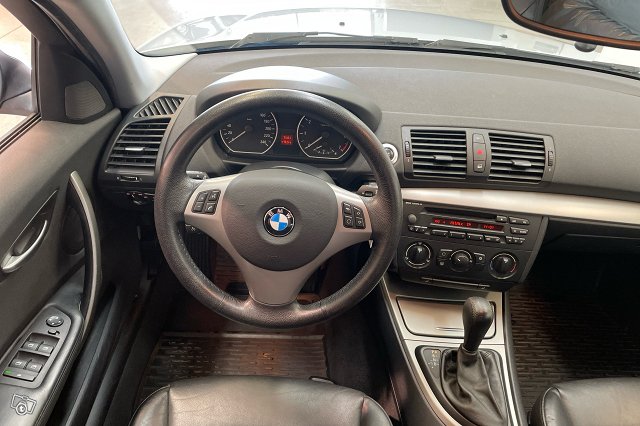 BMW 120 8
