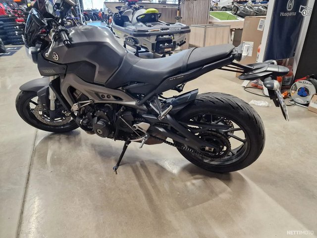 Yamaha MT-09 7