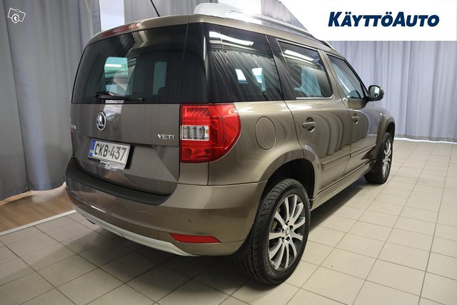 SKODA Yeti 4