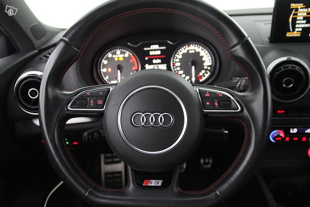 Audi S3 10