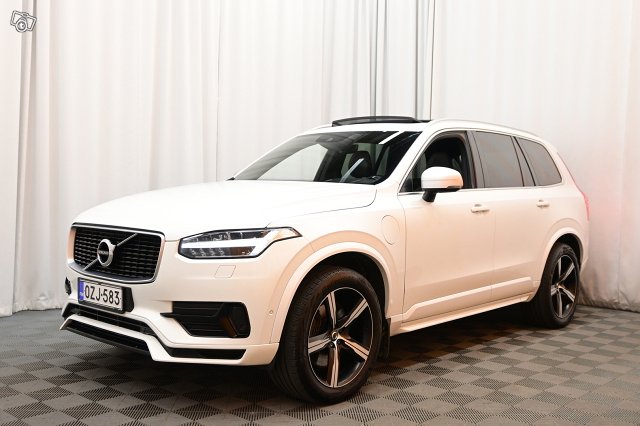 Volvo XC90 4