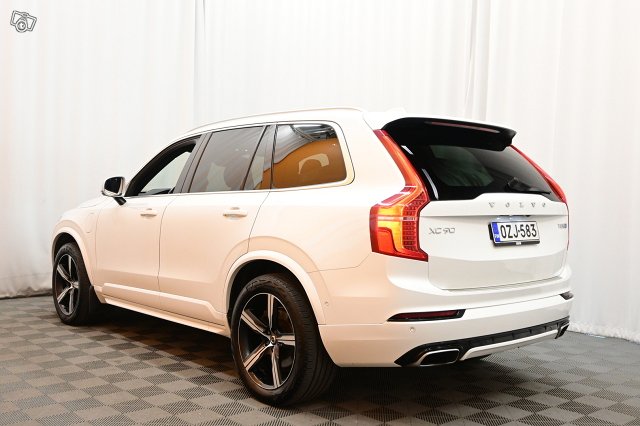 Volvo XC90 5