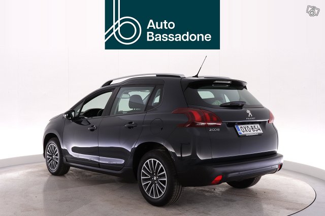 PEUGEOT 2008 4