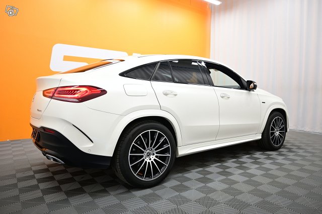 Mercedes-Benz GLE 5