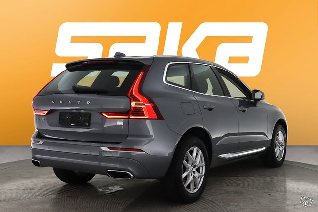 Volvo XC60 8