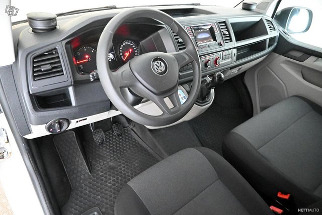 Volkswagen Transporter 8