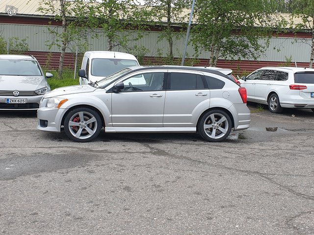 Dodge Caliber 1