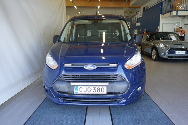 Ford Transit Connect 5