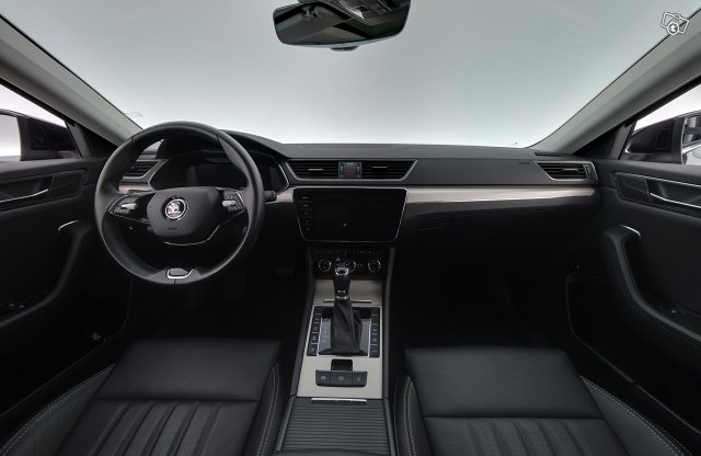 Skoda Superb 11