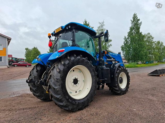 New Holland T 7.210 AC 8