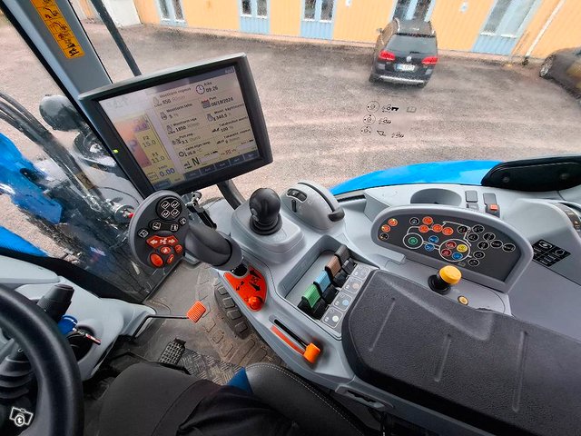 New Holland T 7.210 AC 24