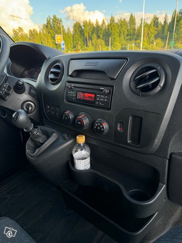 Opel Movano 10