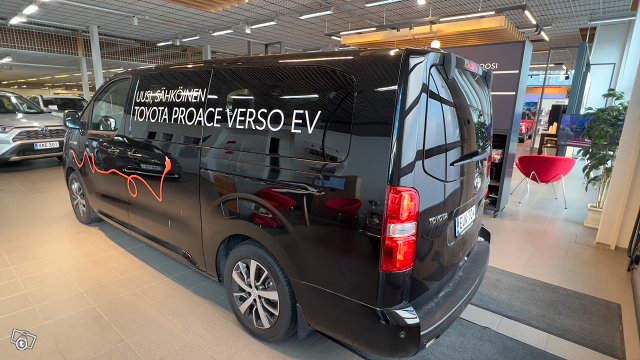 Toyota Proace Verso EV 3