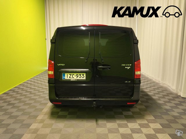 Mercedes-Benz Vito 6