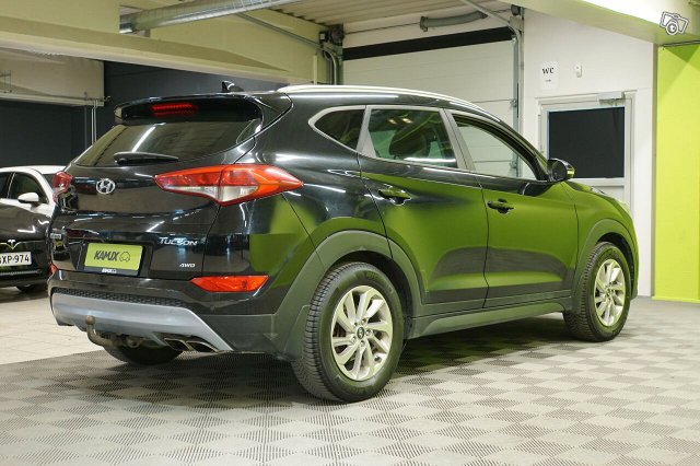 Hyundai Tucson 4