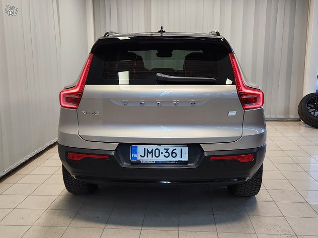 Volvo XC40 5