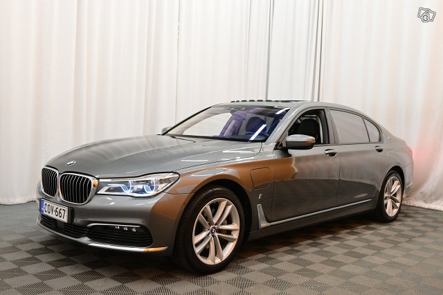 BMW 740 4