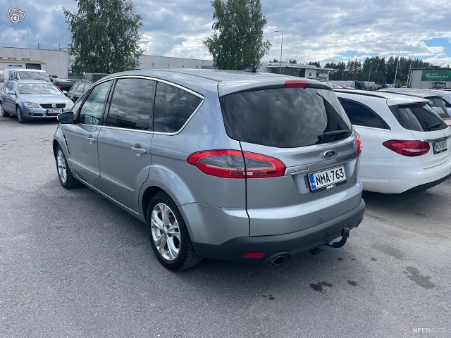 Ford S-MAX 4