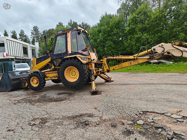 Caterpillar 436 kaivurikuormaaja 5