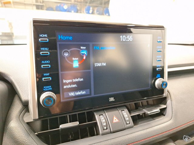 Toyota RAV4 Plug-in 12