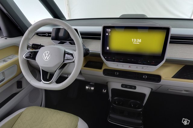 VOLKSWAGEN ID.BUZZ 9