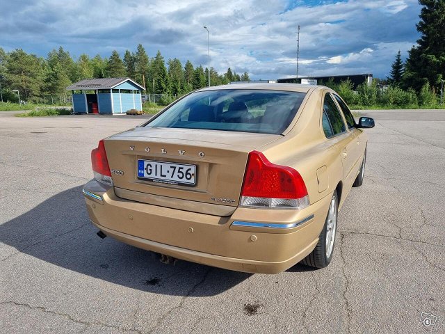 Volvo S60 18