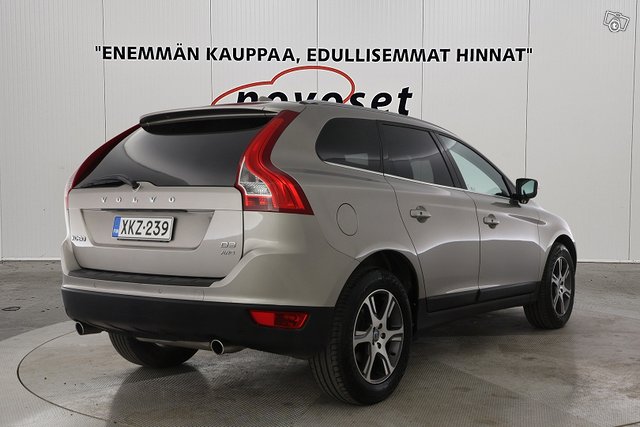 Volvo XC60 4