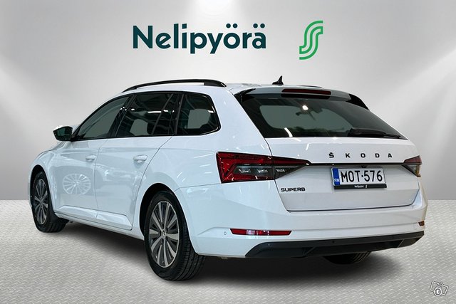 SKODA Superb 4