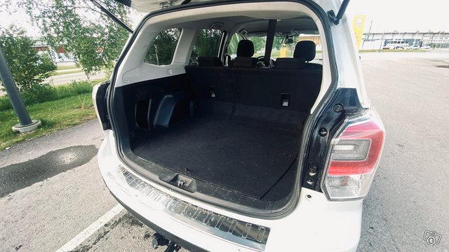 Subaru Forester 8