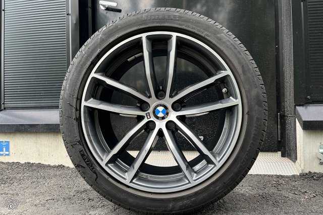 BMW 5-sarja 16