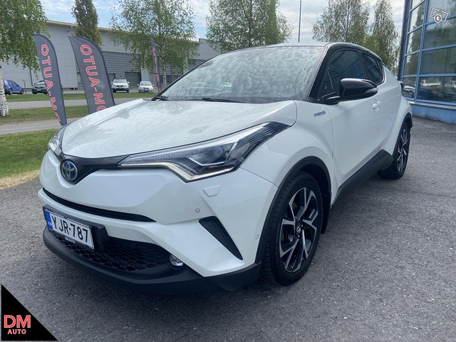 Toyota C-HR 3