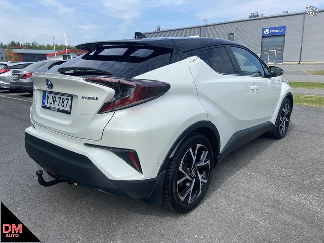 Toyota C-HR 22