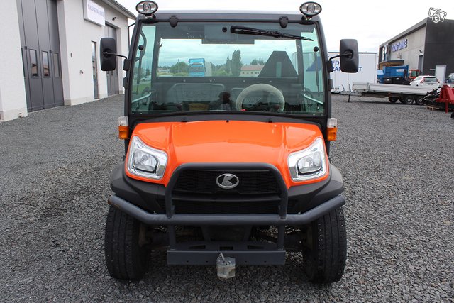 Kubota RTV X900 T1-maataloustraktori 2