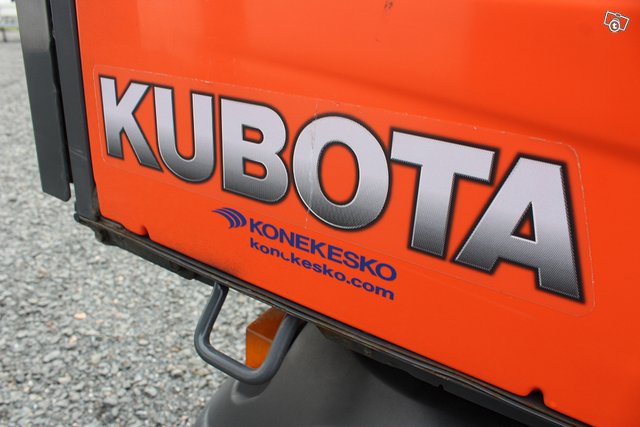 Kubota RTV X900 T1-maataloustraktori 24