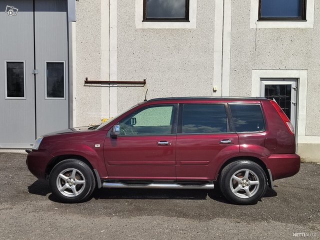 Nissan X-Trail 6