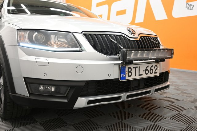 Skoda Octavia 9